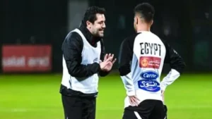 محمد شريف مستمر في معسكر منتخب مصر واستبعاد اللاعب غير صحيح